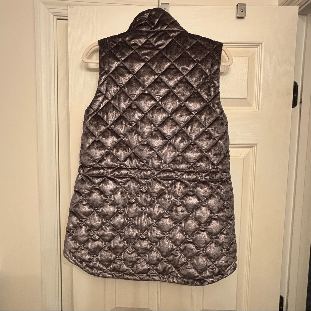 Athleta Whisper Metallic Velvet‎ Vest in Coffee House XS - Picture 9 of 15